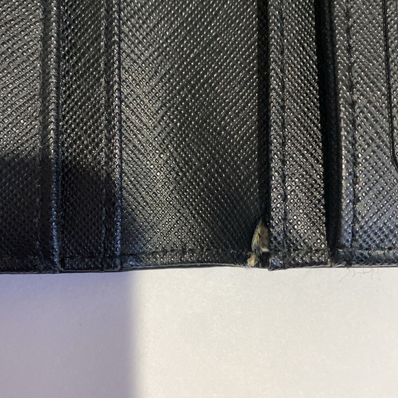 Kate Spade Wallet - Picture 7 of 8